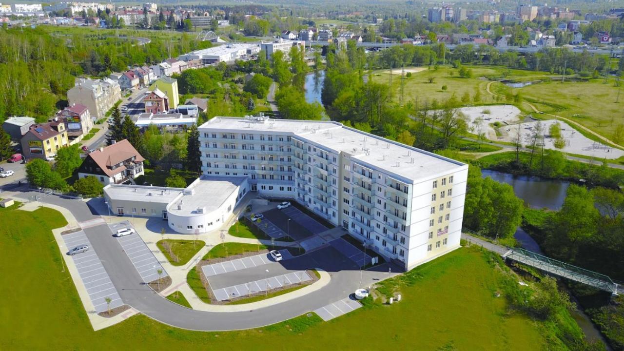 קרלובי וארי Rezidence Moser Family Apartments מראה חיצוני תמונה